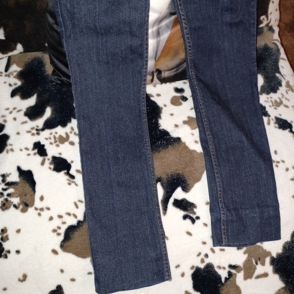 DKNY SKINNYJEANS 4 R, 5 POCKET. - Picture 3 of 8